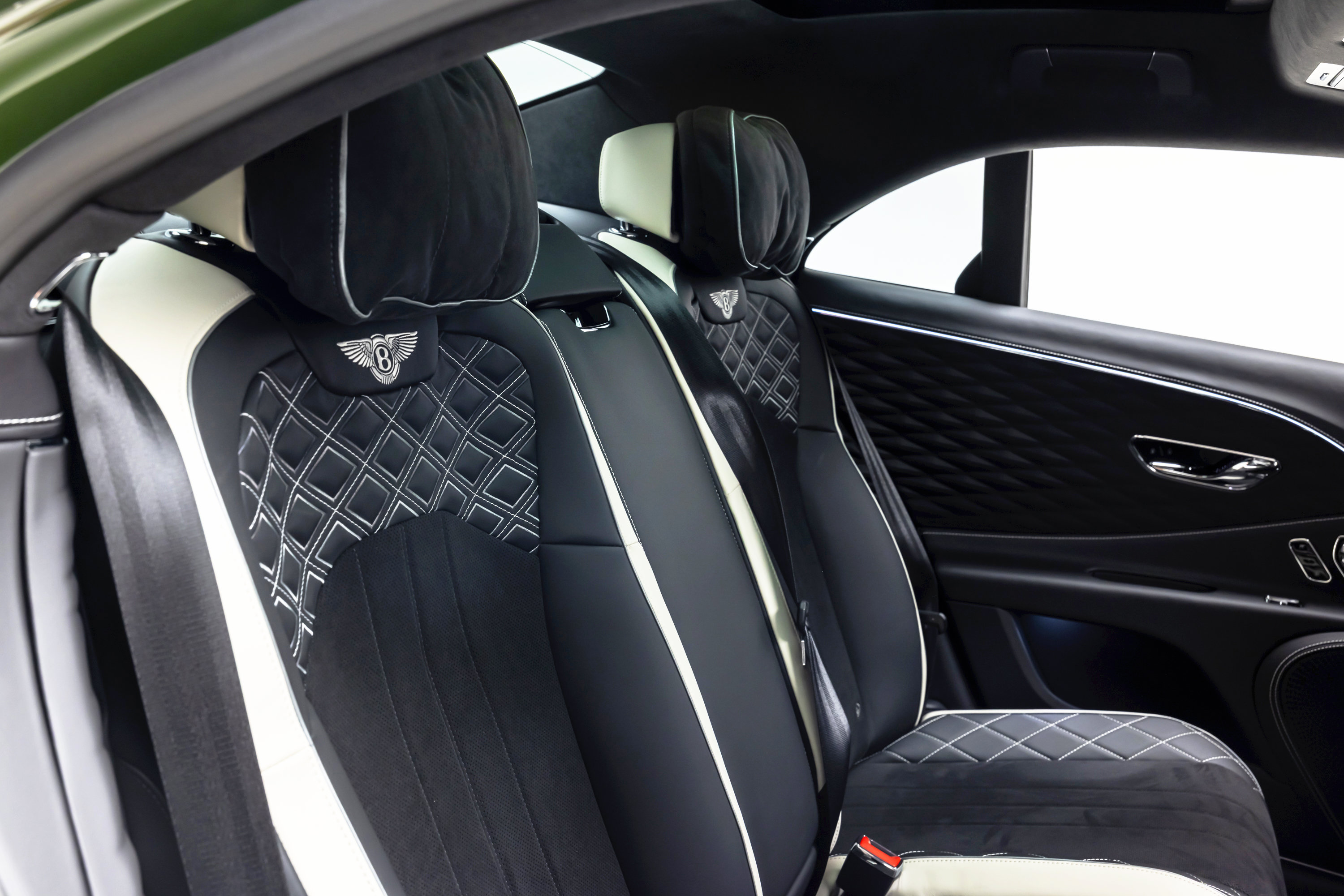 Used 2024 Bentley Flying Spur W12 AWD/4WD image 56