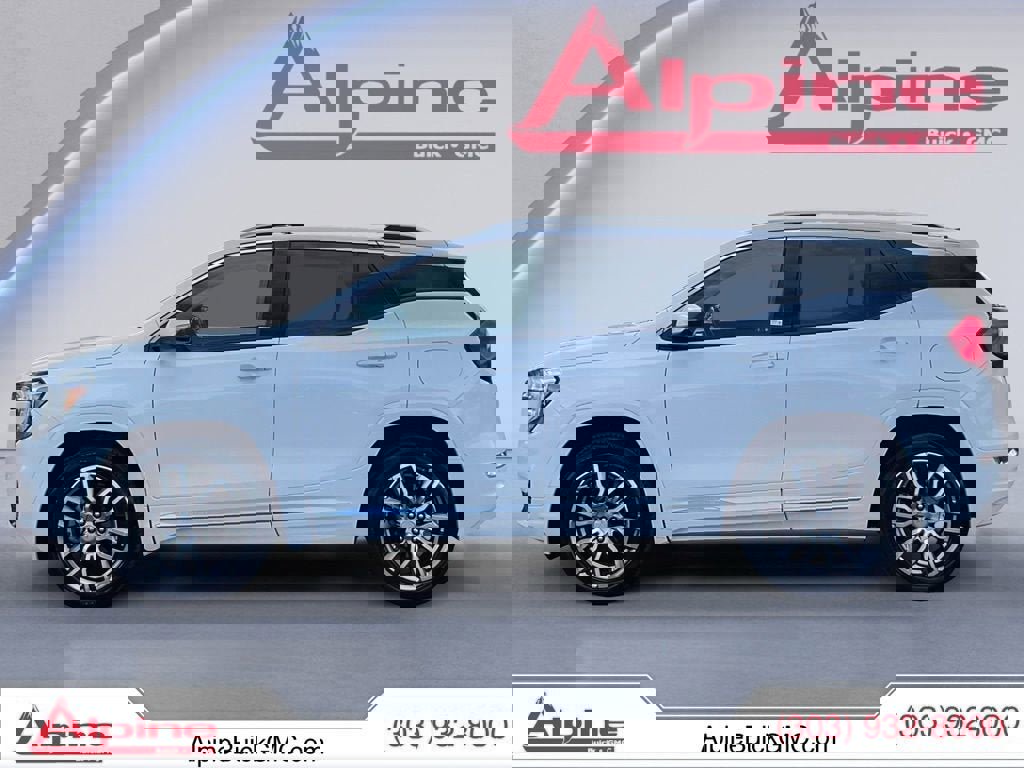 Used 2024 GMC Terrain Denali image 2