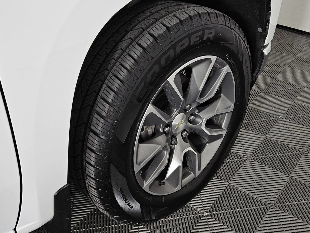 Used 2019 Chevrolet Silverado 1500 LT w/ Texas Edition RWD image 7