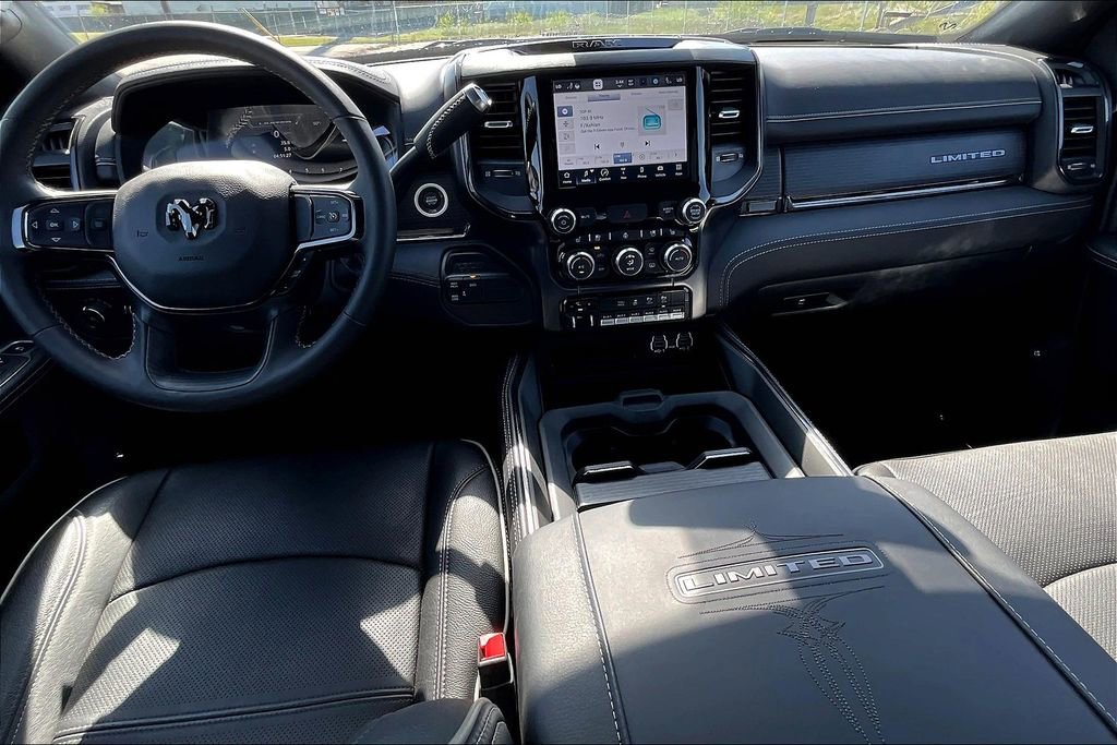 Used 2024 RAM 4500 4x4 Crew Cab DRW image 6