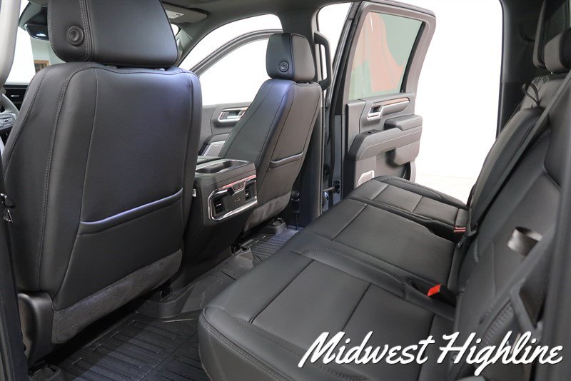 Used 2025 GMC Sierra 2500 Denali w/ Denali Reserve Package AWD/4WD image 35