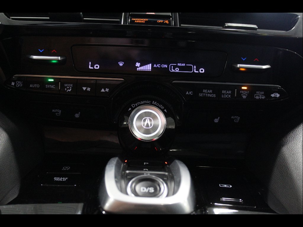 Used 2023 Acura MDX SH-AWD image 30