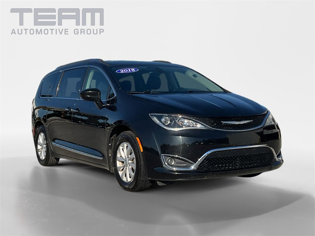 Used 2018 Chrysler Pacifica Touring-L