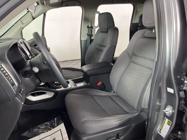 Used 2024 Nissan Frontier SV image 18