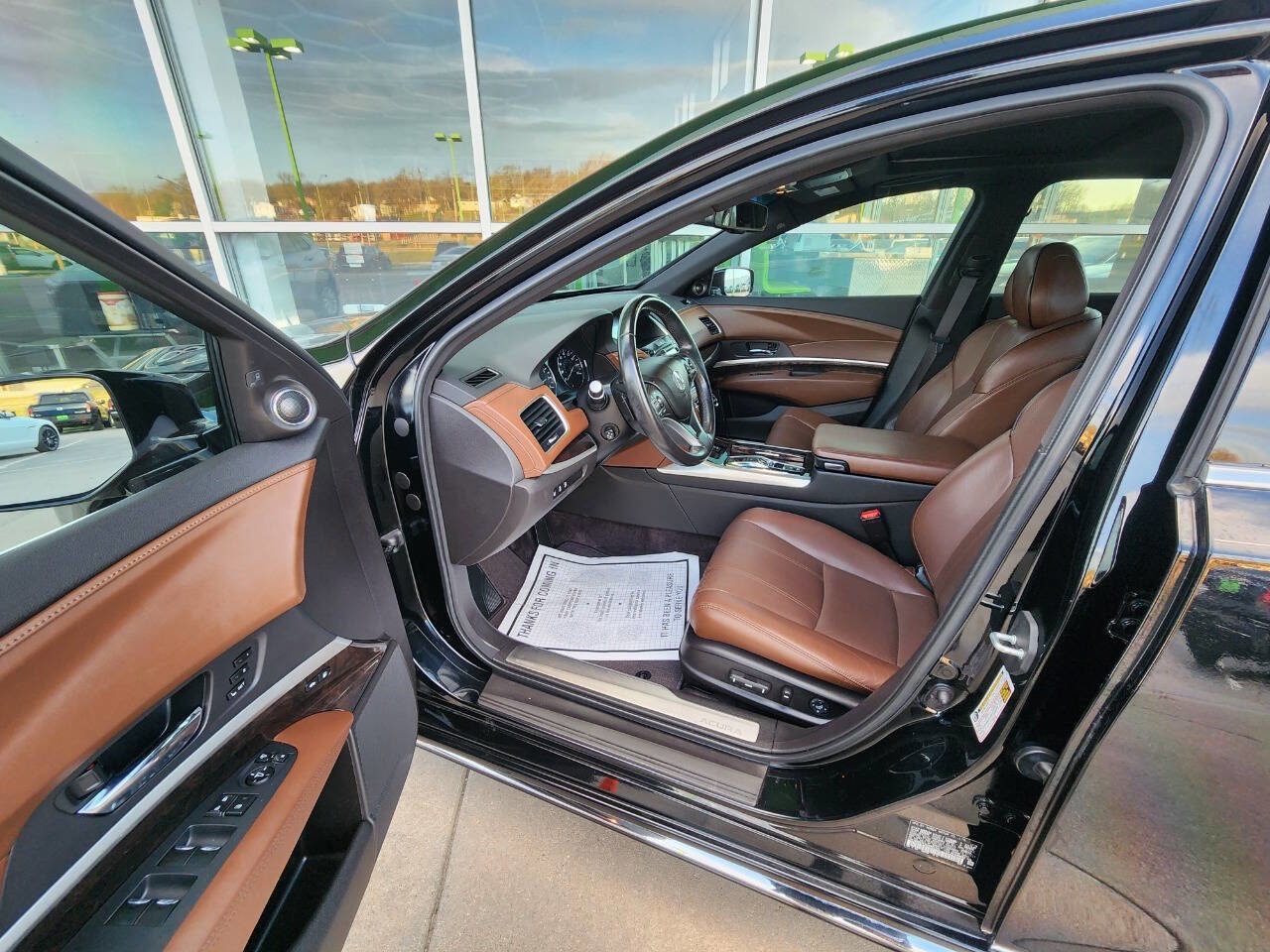 Used 2018 Acura RLX w/ Technology Package image 12