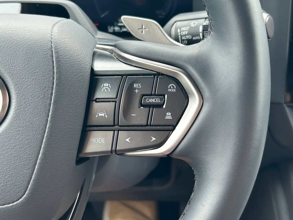 Used 2025 Lexus GX 550 w/ Accessory Package (2T) AWD/4WD image 46