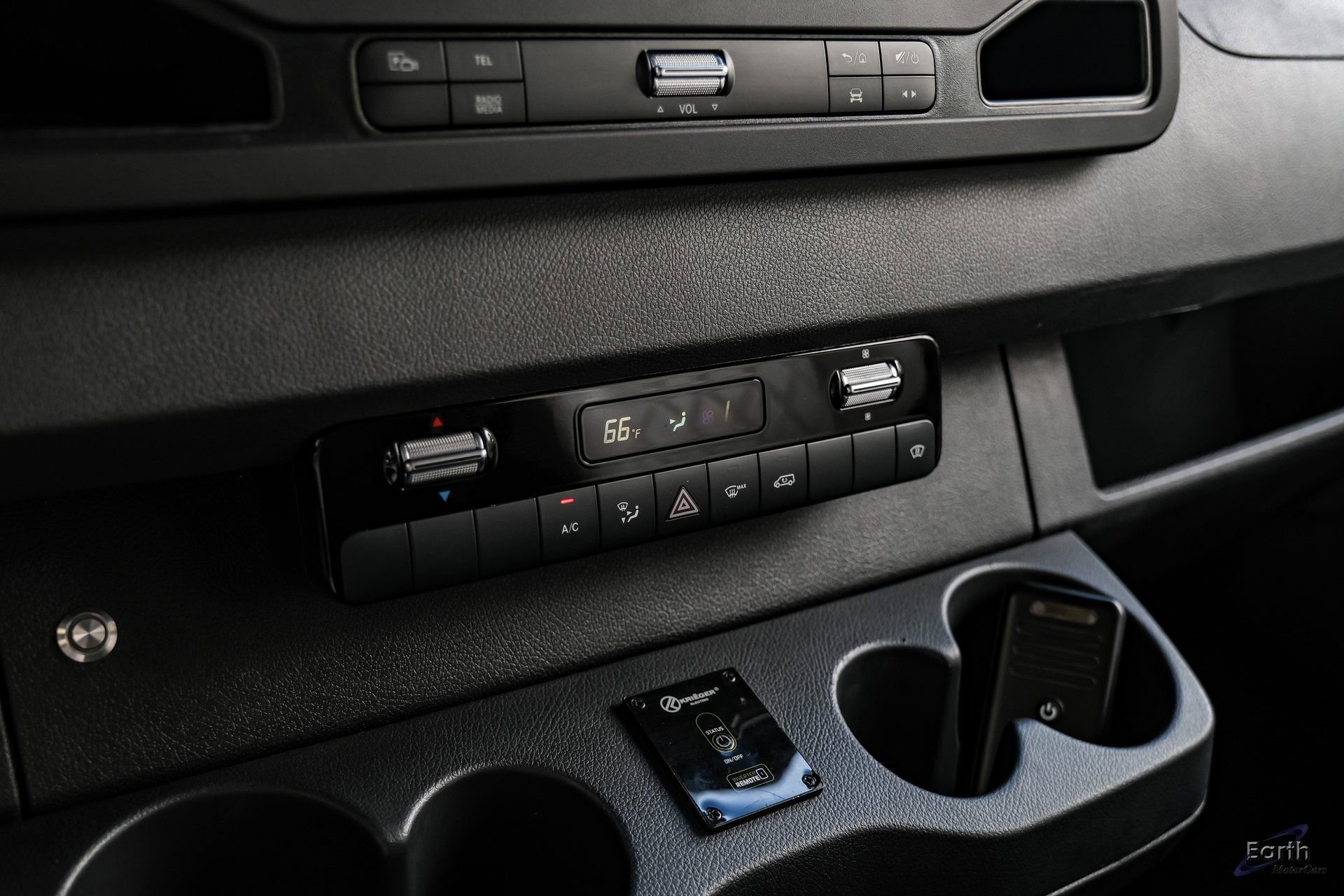 Used 2022 Mercedes-Benz Sprinter 2500 image 42