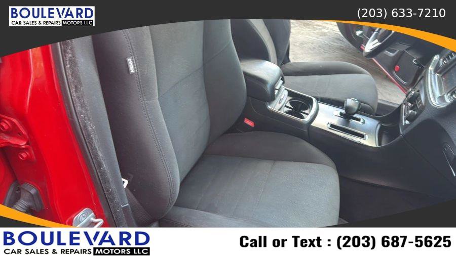 Used 2014 Dodge Charger SXT AWD/4WD image 36