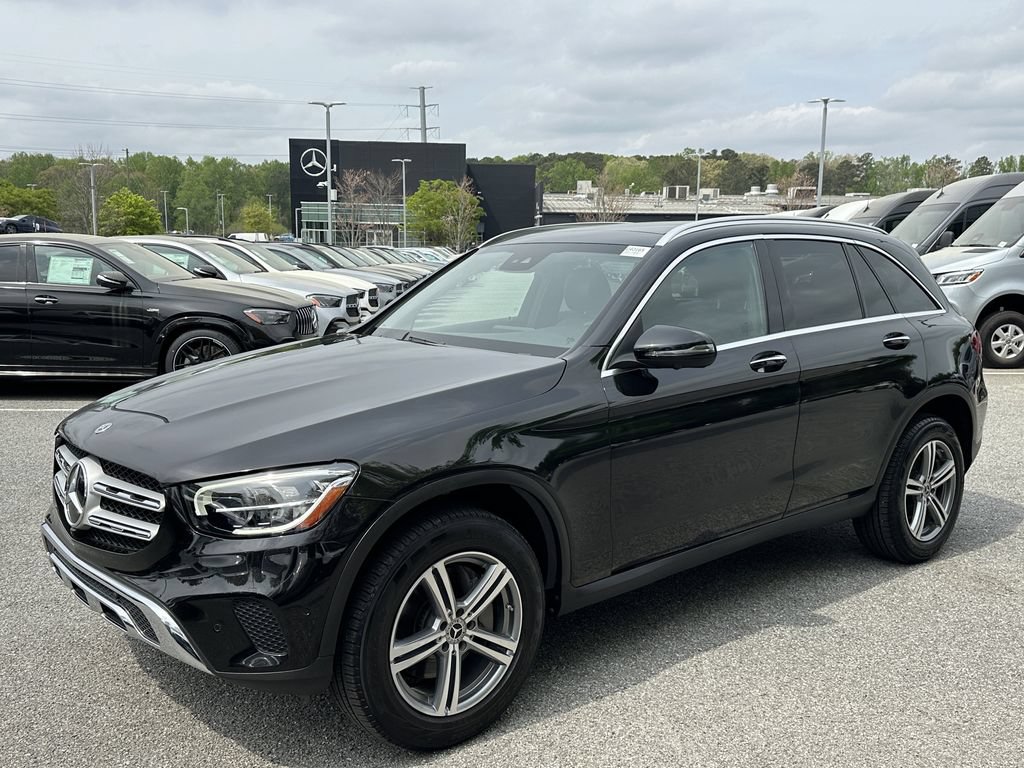 Certified 2022 Mercedes-Benz GLC 300 4MATIC w/ Multimedia Package Lite image 4