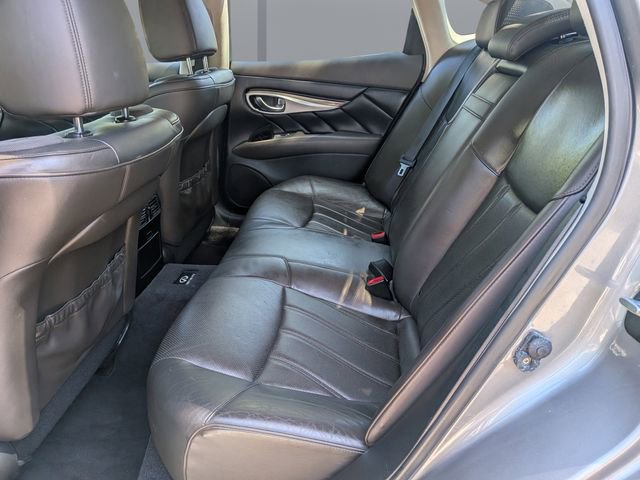 Used 2012 INFINITI M37 x w/ Deluxe Touring Pkg image 10