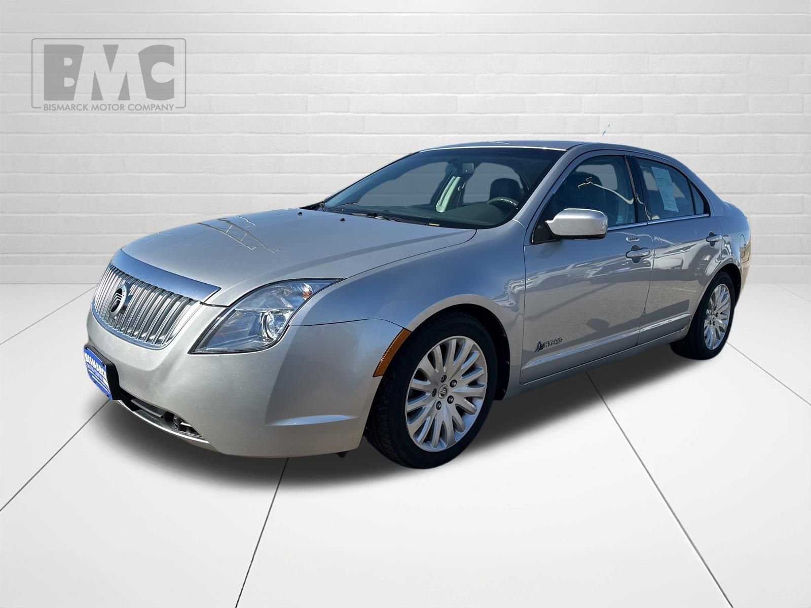 Used 2010 Mercury Milan Hybrid image 1