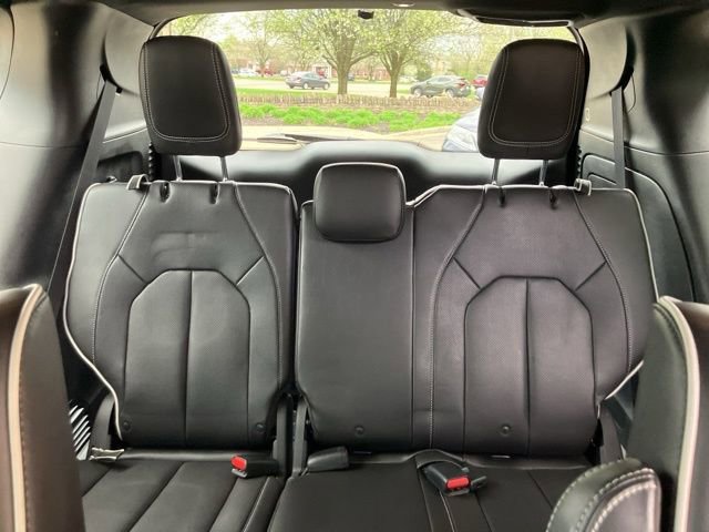 Used 2020 Chrysler Pacifica Limited w/ Advanced Safetytec Group image 34
