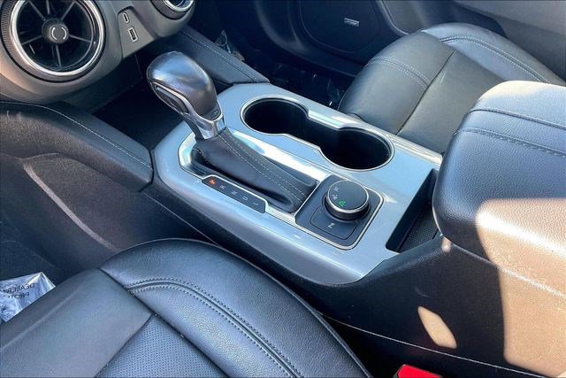 Used 2019 Chevrolet Blazer LT w/ Sun and Wheels Package image 17