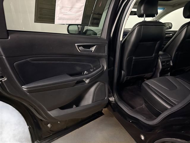 Used 2015 Ford Edge Titanium w/ Equipment Group 301A image 36