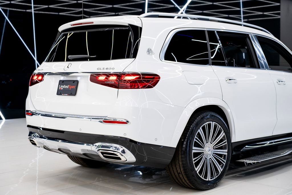 Used 2026 Mercedes-Benz Maybach GLS 600 4MATIC image 16