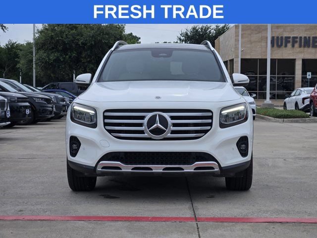 Used 2024 Mercedes-Benz GLB 250 image 2