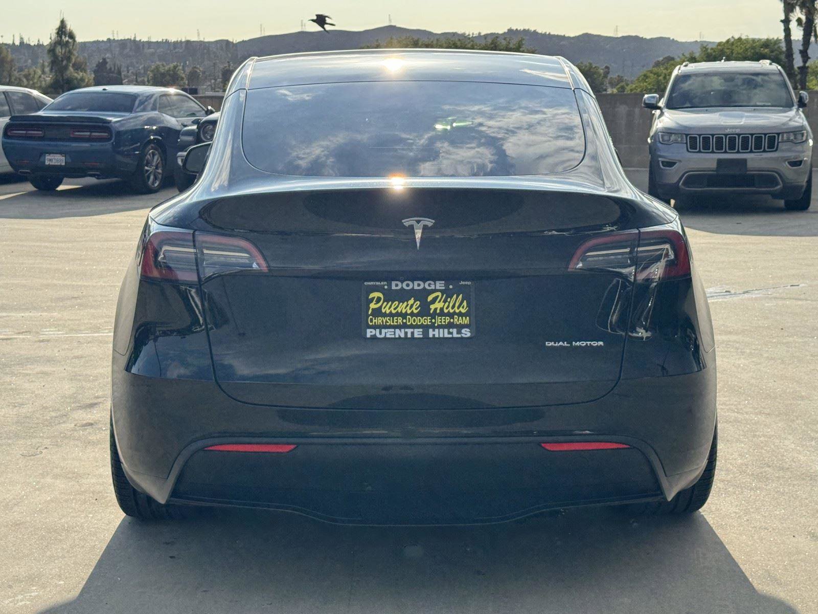 Used 2021 Tesla Model Y Long Range image 5