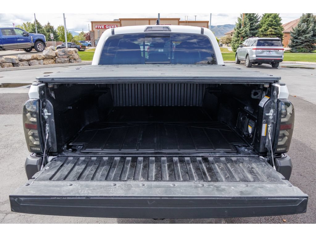 Used 2023 Toyota Tacoma TRD Off-Road w/ Black Out Package (TMS) AWD/4WD image 14