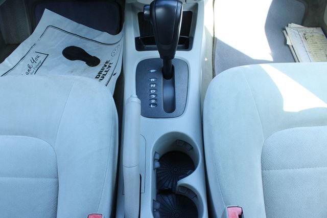 Used 2006 Kia Spectra EX FWD image 17