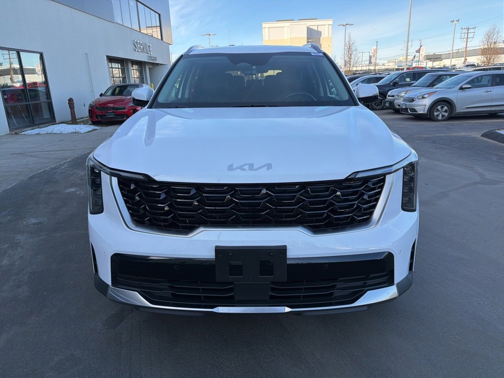 Certified 2025 Kia Sorento S image 3