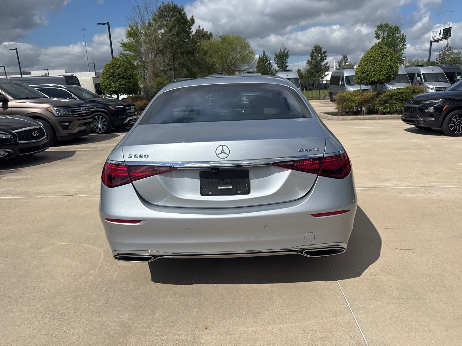 Used 2022 Mercedes-Benz S 580 4MATIC Sedan image 5