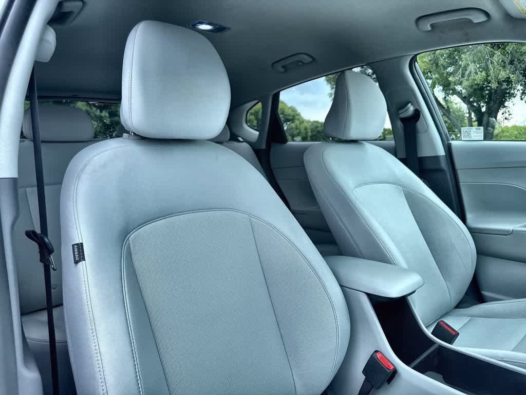 Used 2025 Hyundai Kona SEL FWD image 27