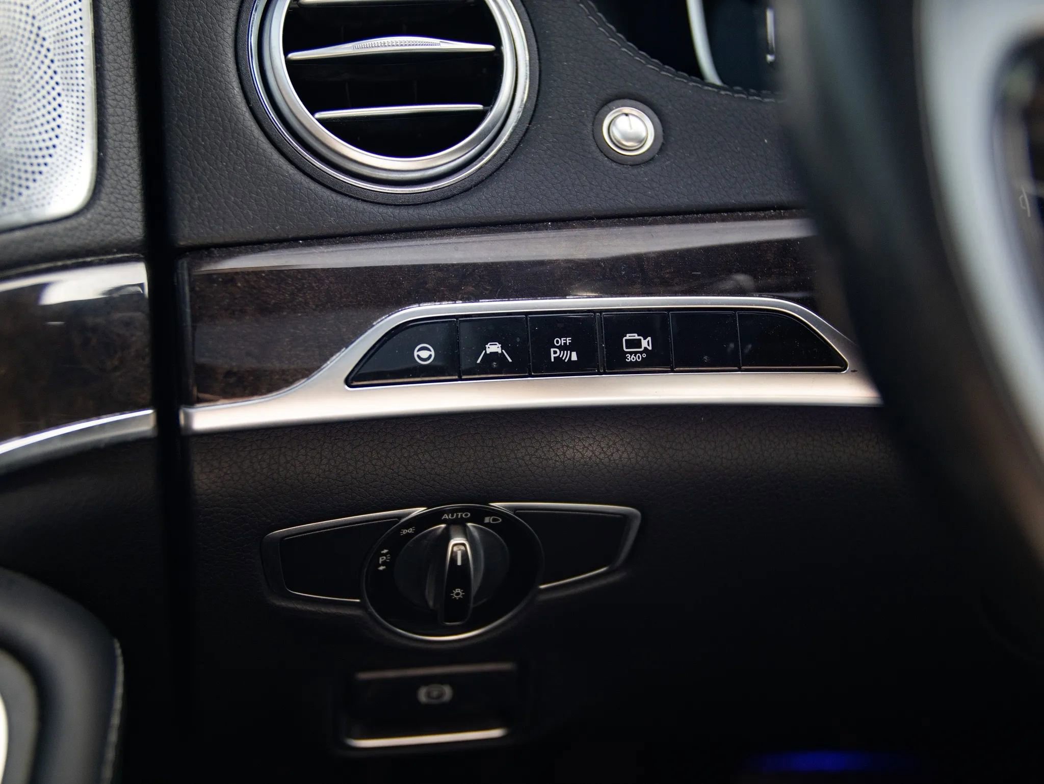 Used 2015 Mercedes-Benz S 550 Sedan image 45