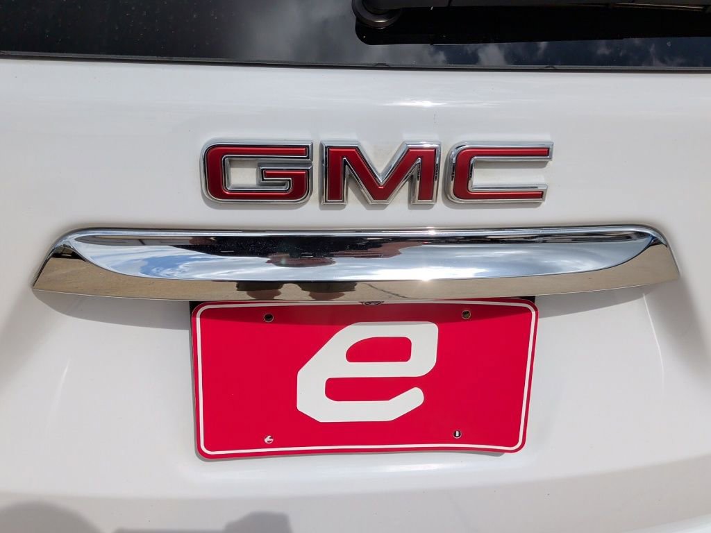 Used 2024 GMC Terrain SLE image 41