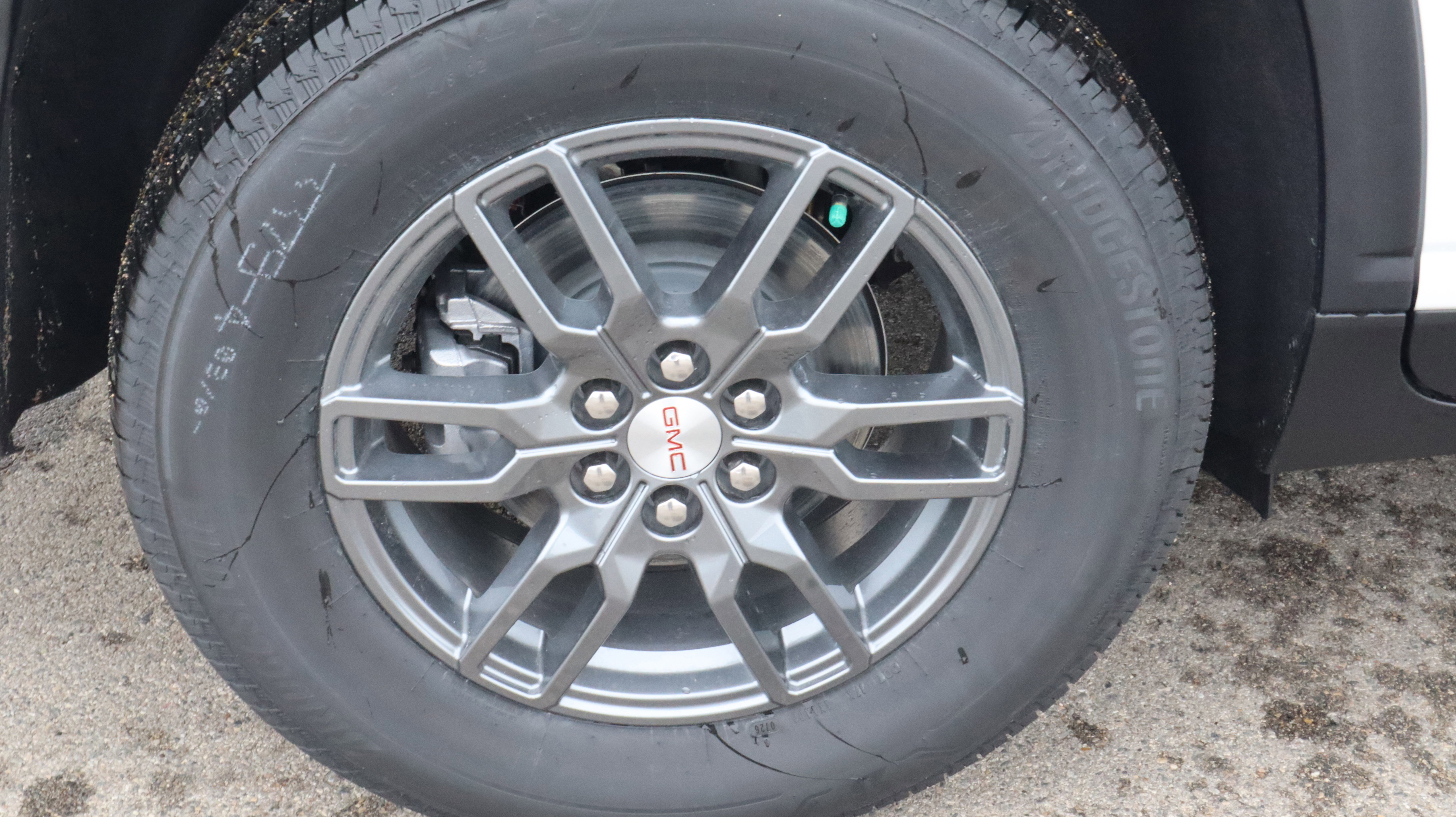New 2026 GMC Acadia Elevation AWD/4WD image 17