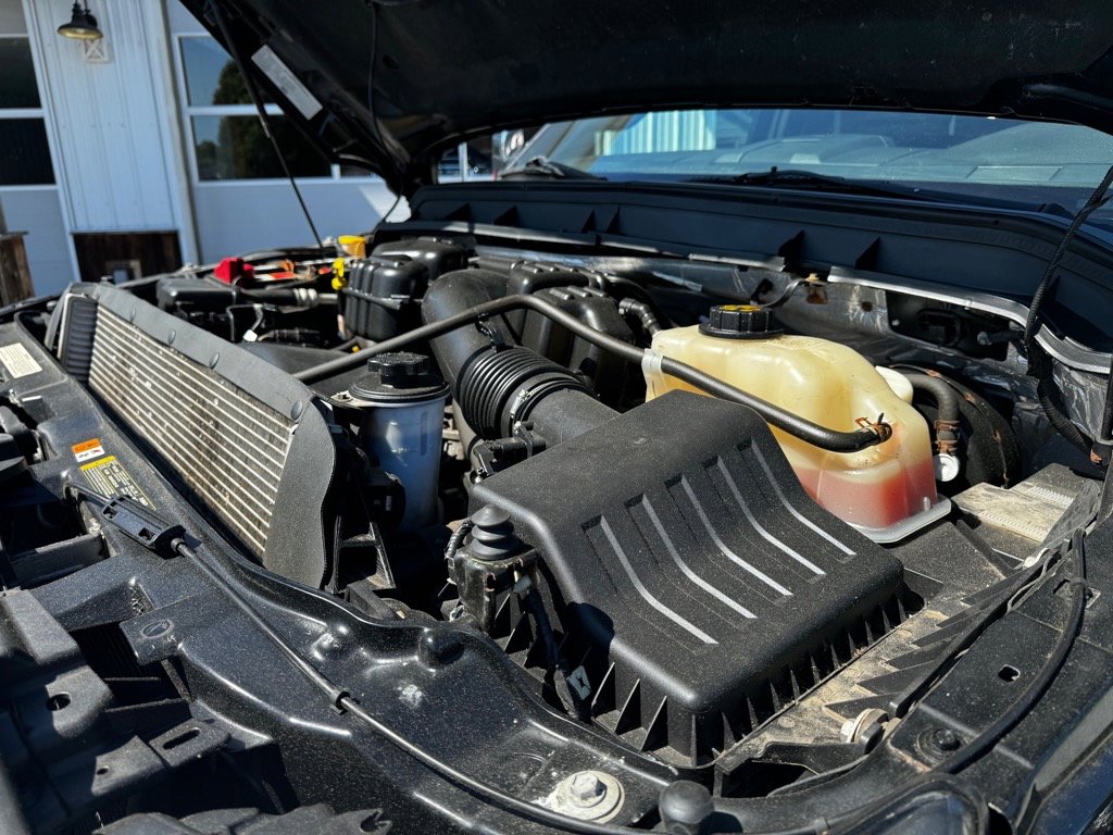 Used 2016 Ford F250 Lariat w/ Chrome Package image 13
