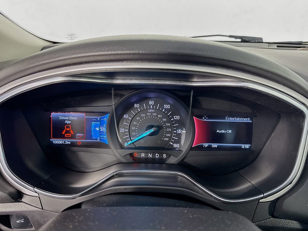 Used 2016 Ford Fusion SE image 17