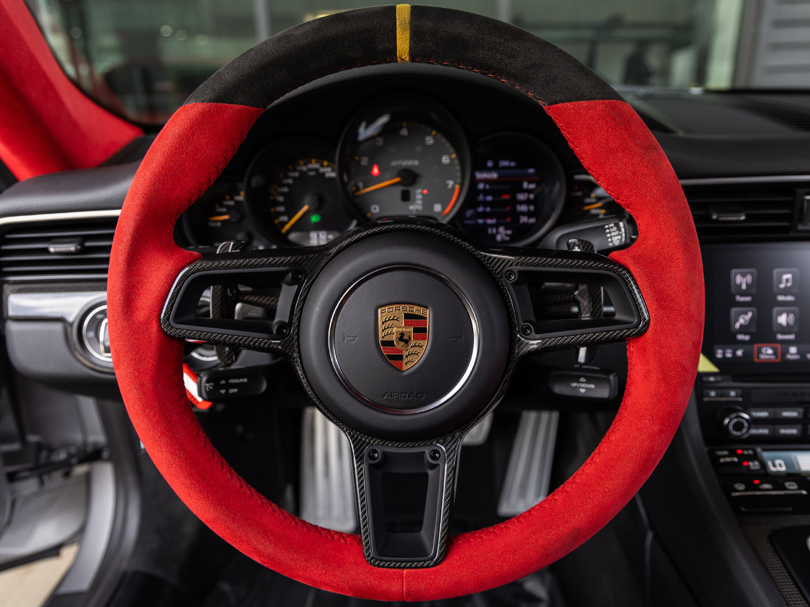 Certified 2018 Porsche 911 GT2 RS RWD image 46