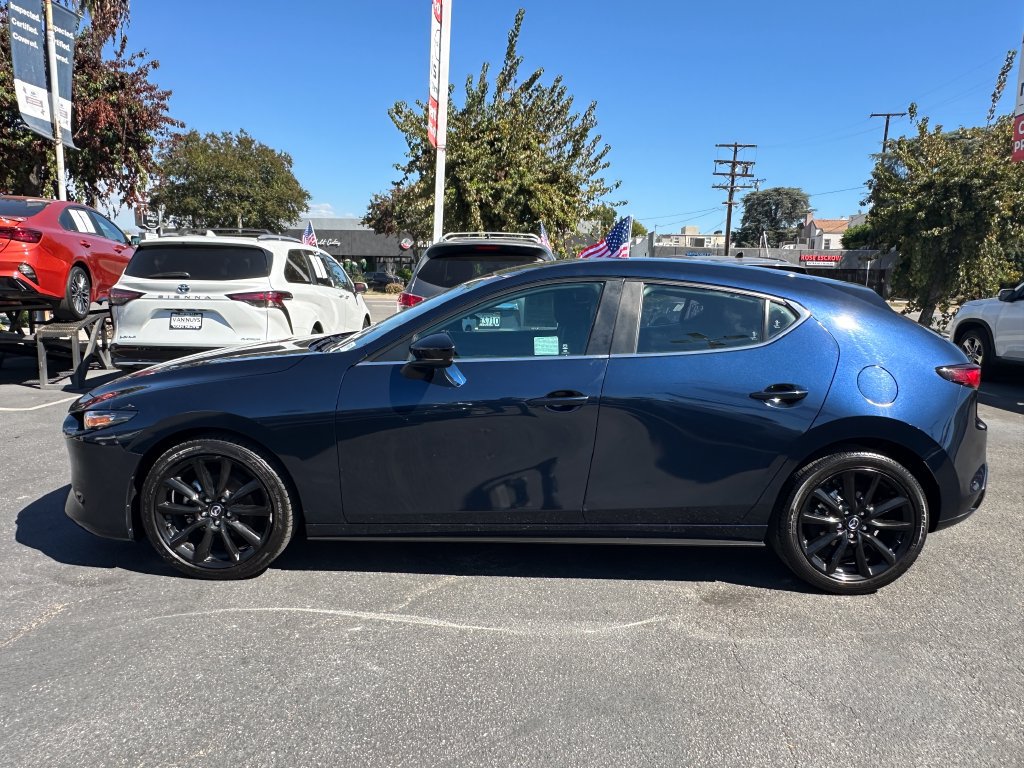 Used 2024 MAZDA MAZDA3 s FWD image 3