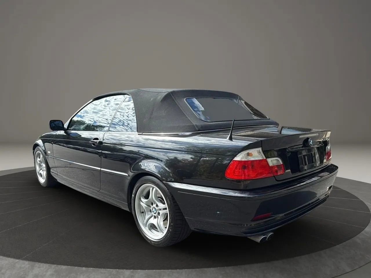 Used 2003 BMW 330Ci Convertible image 7