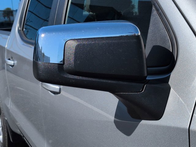 Used 2025 Chevrolet Silverado 1500 LT image 13
