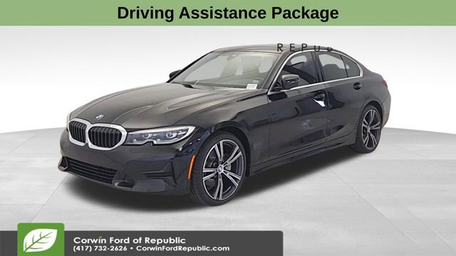 Used 2022 BMW 330i xDrive Sedan w/ Driving Assistance Package image 3
