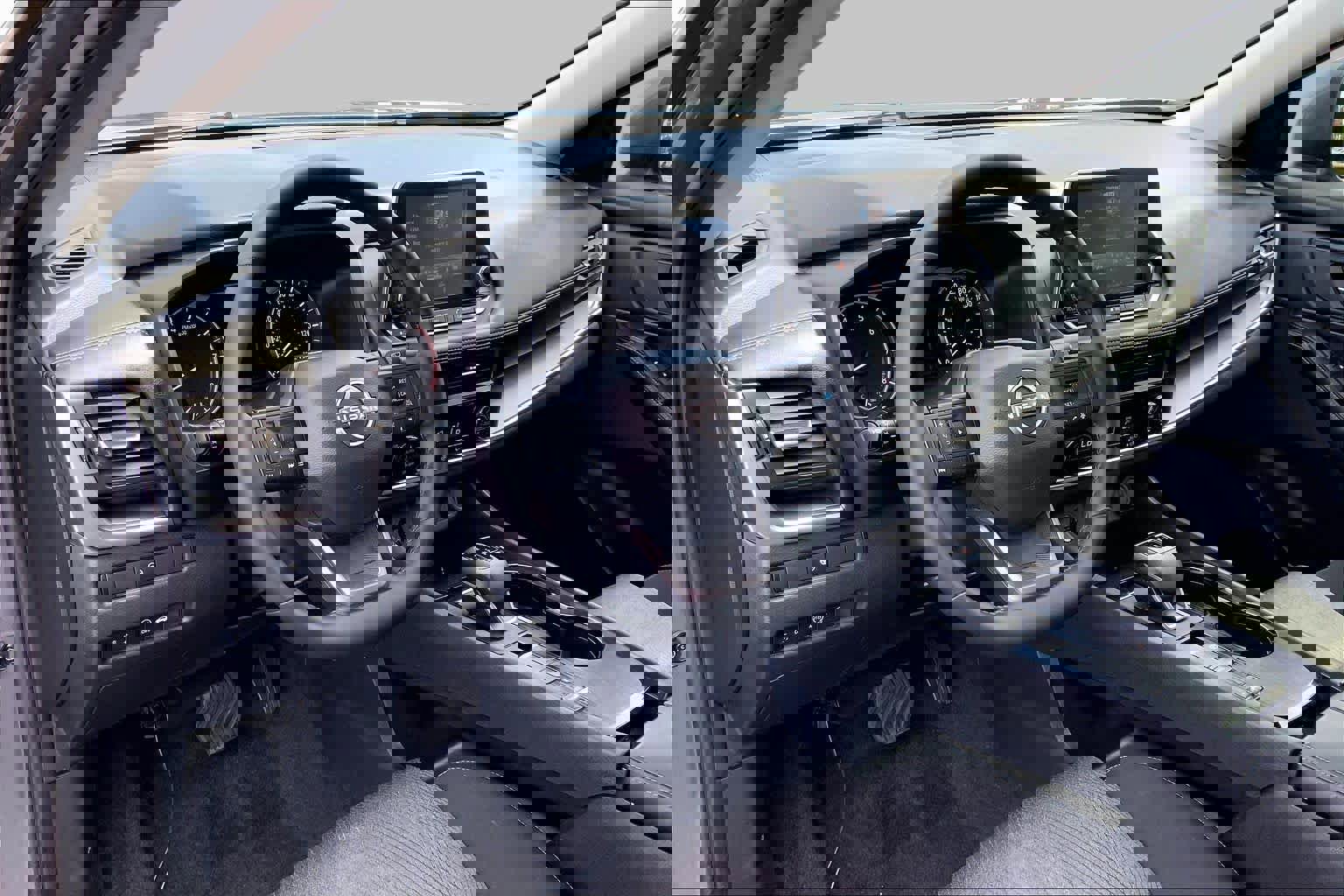 Used 2025 Nissan Rogue SV image 16