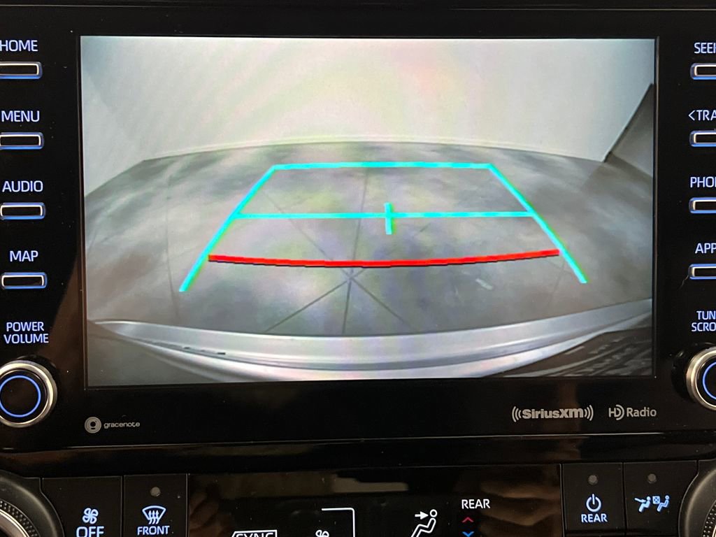 Used 2020 Toyota Highlander XLE image 61