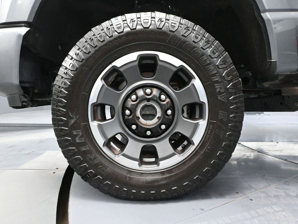 Used 2023 Ford F250 Lariat w/ Tremor Off-Road Package image 18