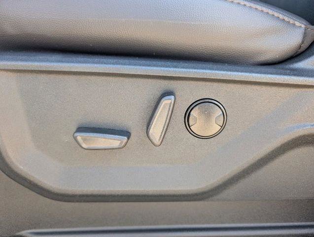 New 2025 Ford F250 Lariat w/ Lariat Ultimate Package image 25