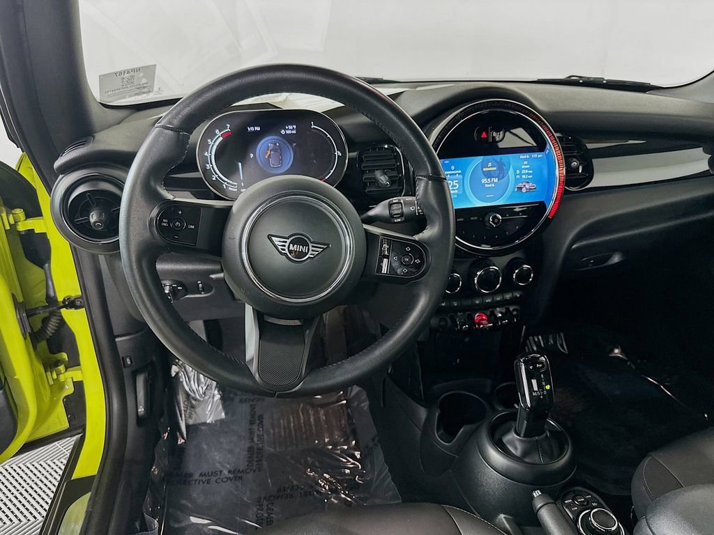 Used 2023 MINI Cooper Convertible image 30