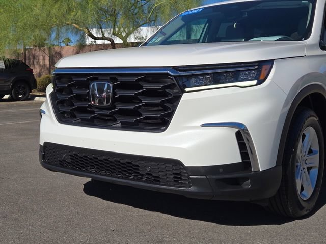 Certified 2023 Honda Pilot LX image 9