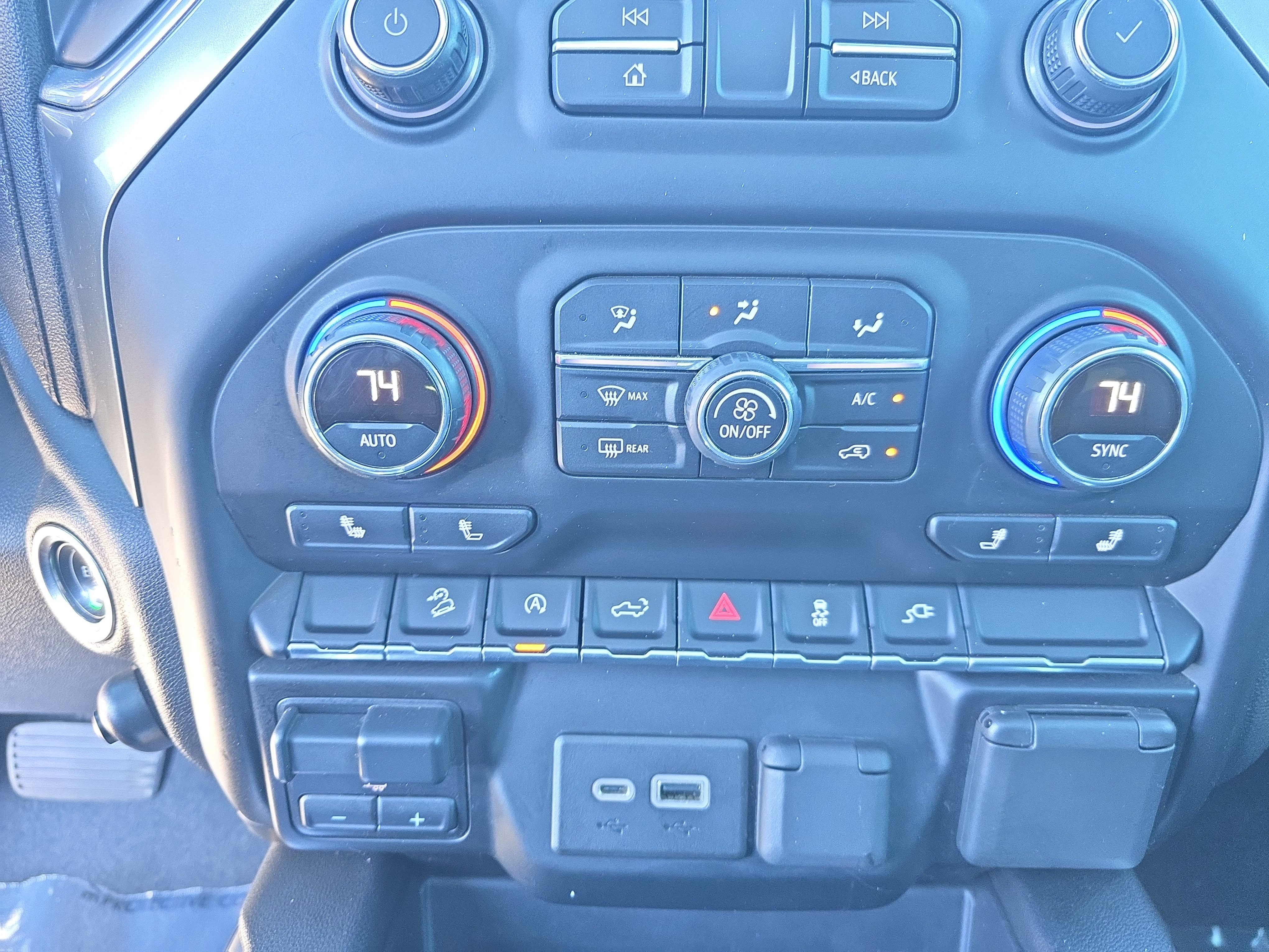 Used 2020 Chevrolet Silverado 1500 RST image 19