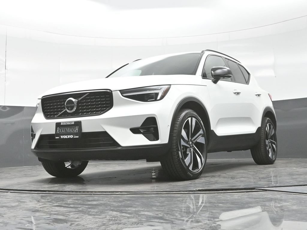 New 2026 Volvo XC40 B5 Ultra w/ Climate Package AWD/4WD image 24