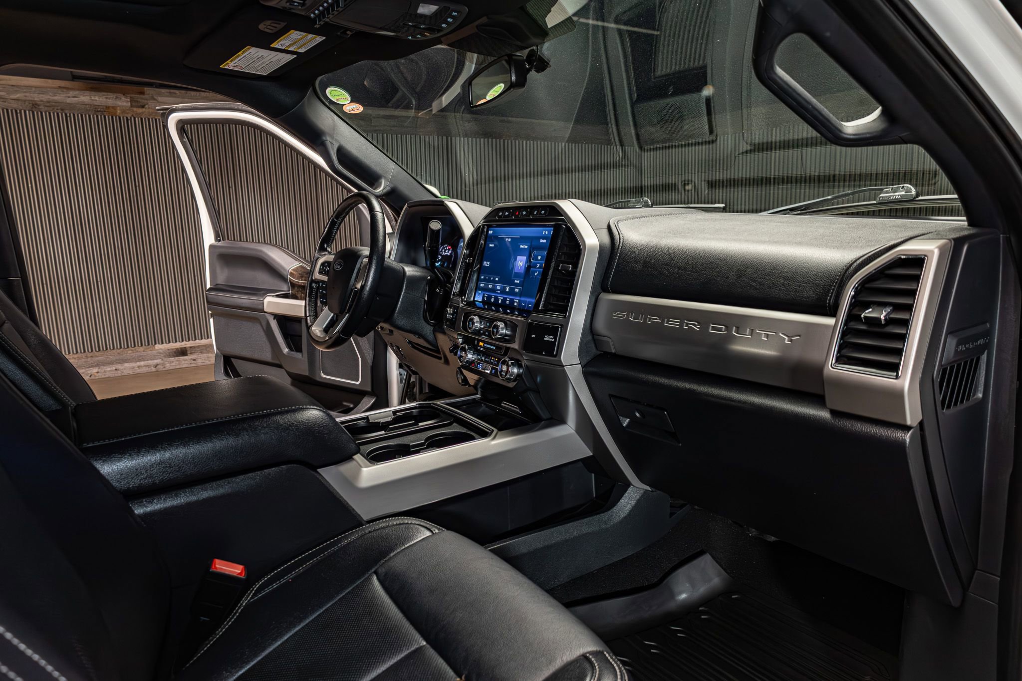 Used 2022 Ford F350 Lariat w/ Lariat Ultimate Package AWD/4WD image 18