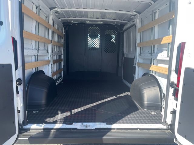 Used 2023 RAM ProMaster 2500 image 8