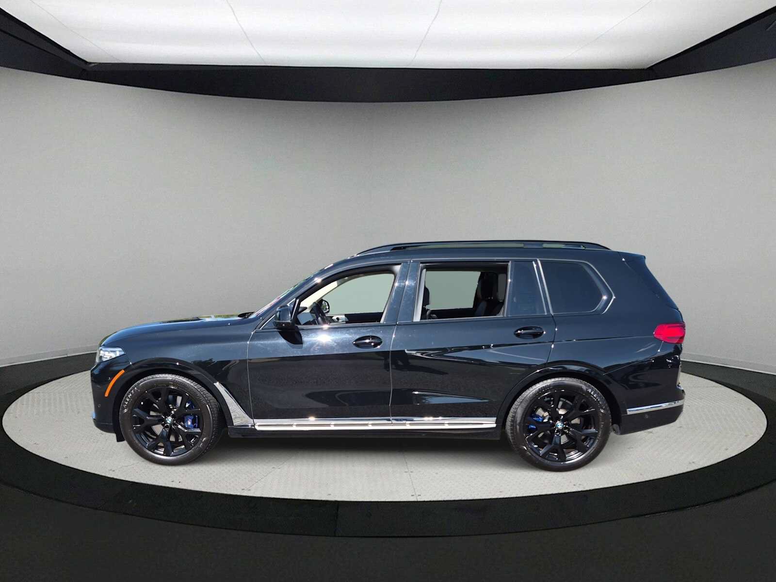 Used 2022 BMW X7 xDrive40i w/ Executive Package AWD/4WD image 5