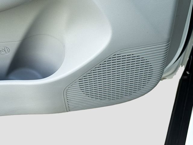 Used 2024 Hyundai Kona SEL image 18