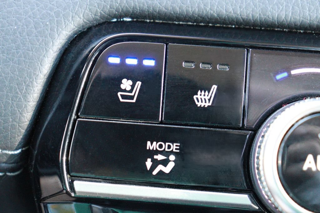 Used 2023 Honda Pilot Elite image 21