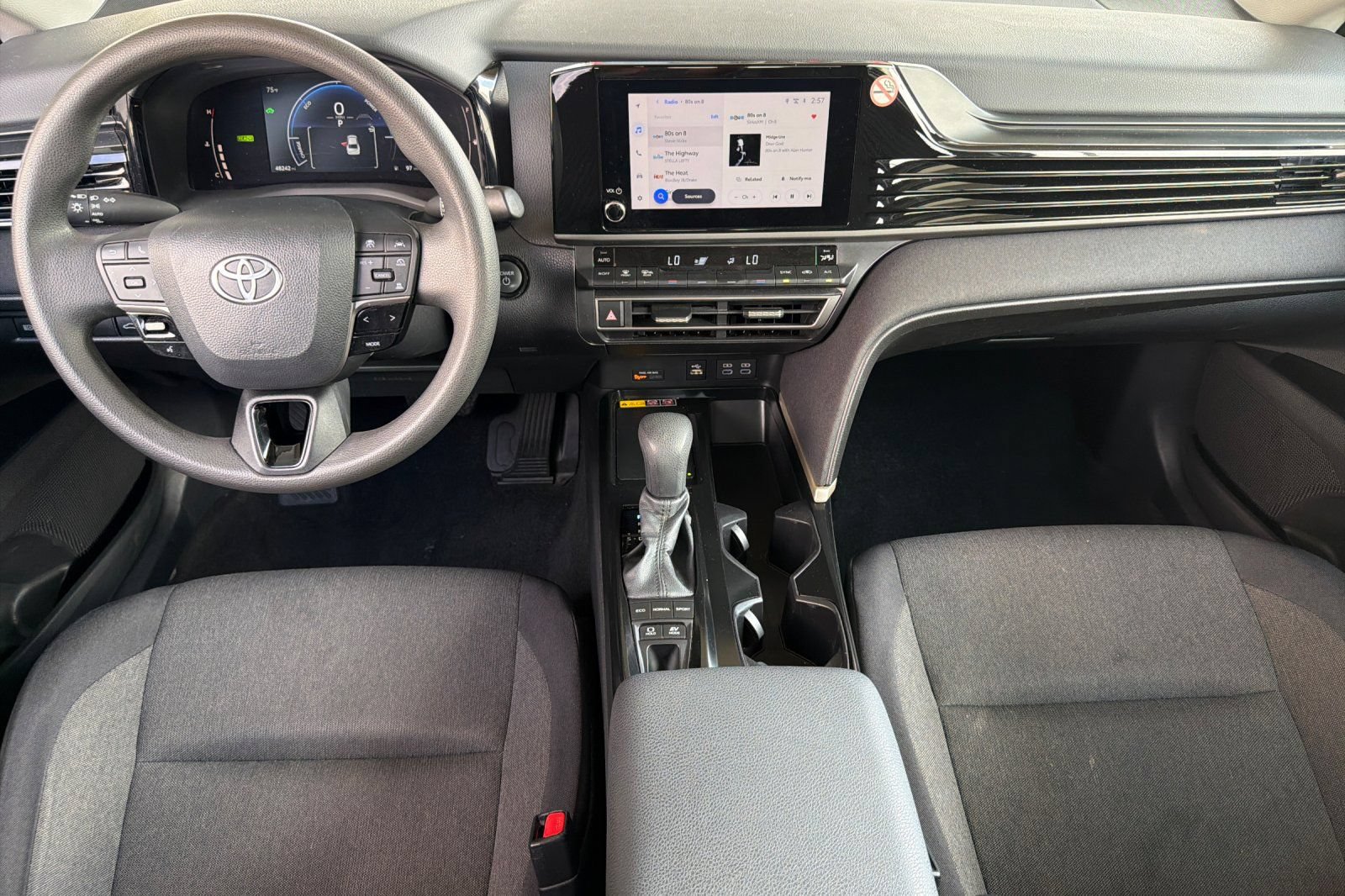 Used 2025 Toyota Camry LE FWD image 15